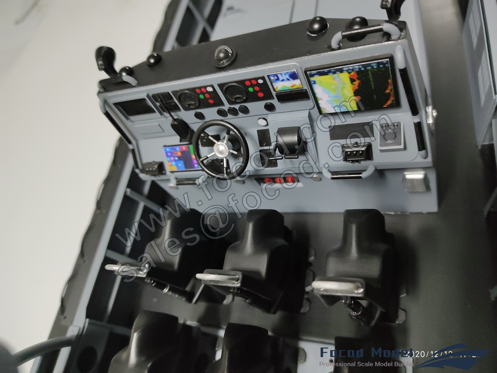 custom made model of 8.5m fast response boat